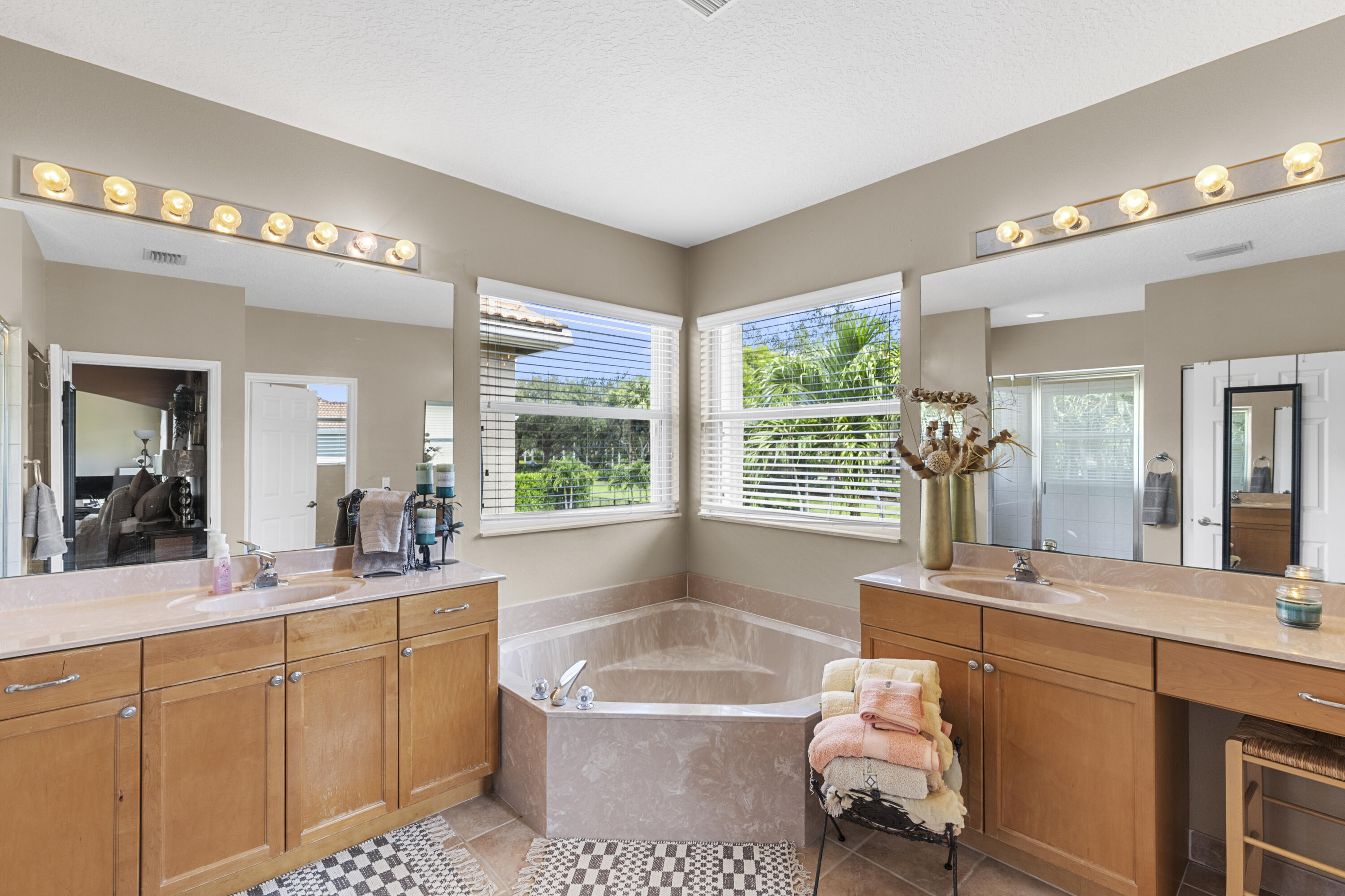 11091 Laurel Walk Road Wellington, FL 33449 - Photo 35 of 62 R6II6192