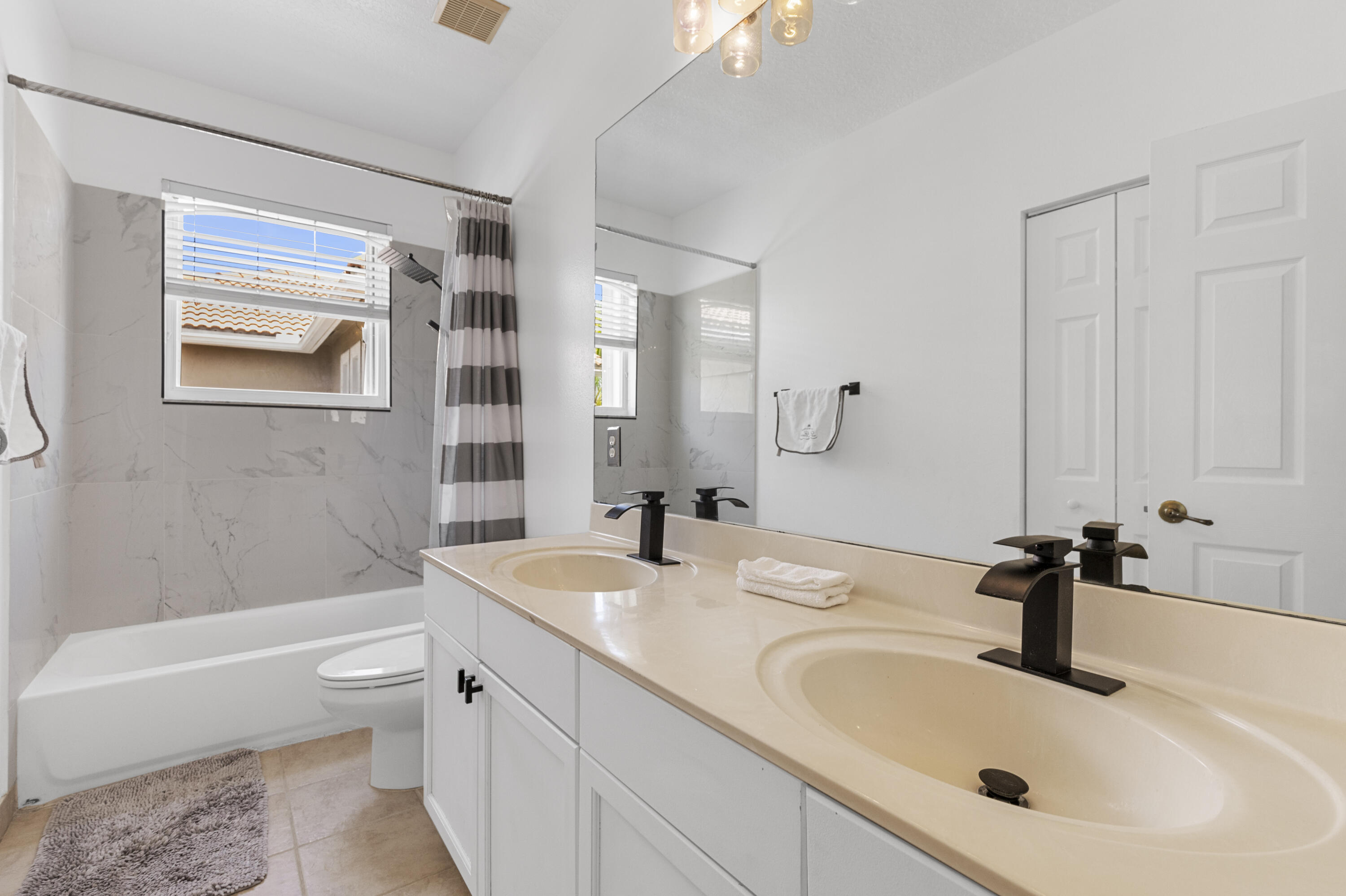 11091 Laurel Walk Road Wellington, FL 33449 - Photo 37 of 62 R6II6224