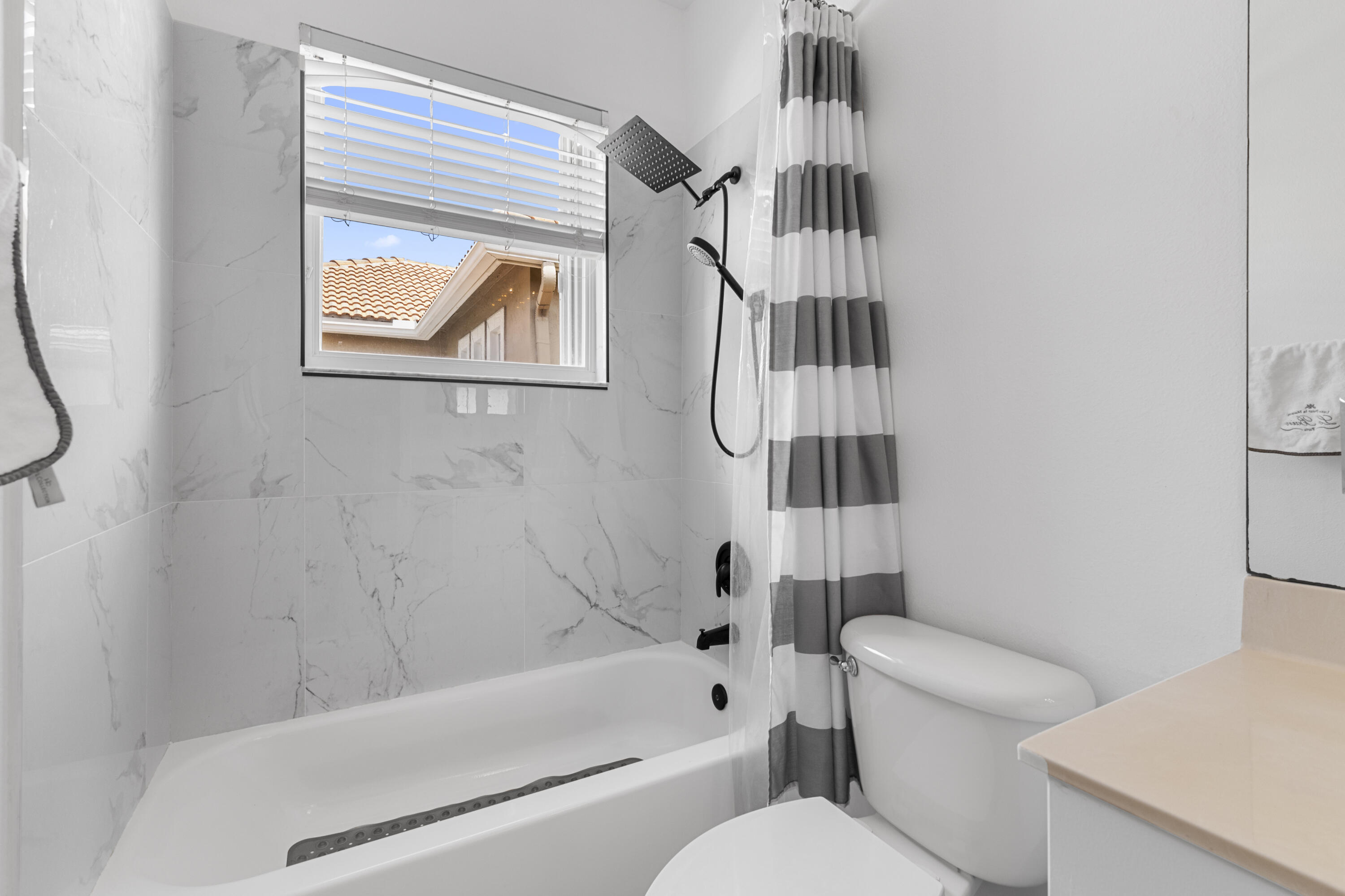 11091 Laurel Walk Road Wellington, FL 33449 - Photo 38 of 62 R6II6228