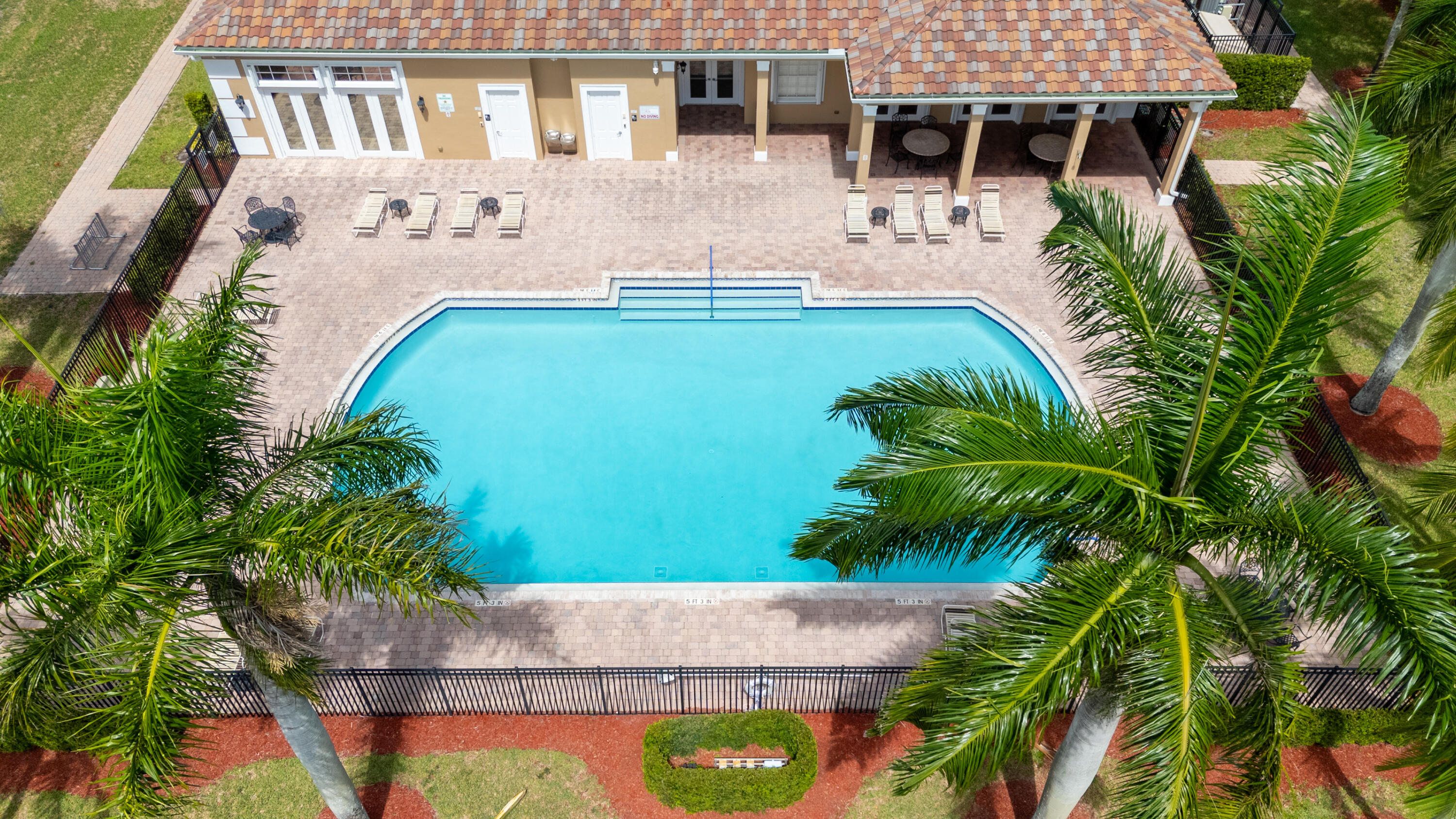 11091 Laurel Walk Road Wellington, FL 33449 - Photo 58 of 62 dji_fly_20250701_113358_0244_17514589052
