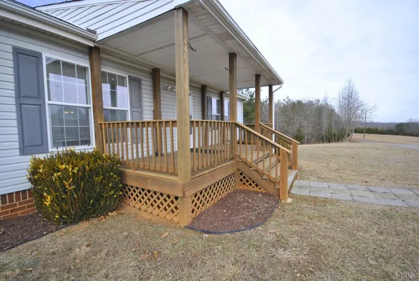 $290,000 | 2453 Easome Road, Hurt, VA 24563