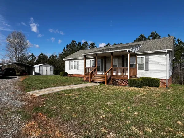 $290,000 | 2453 Easome Road, Hurt, VA 24563