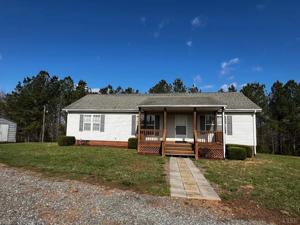 $290,000 | 2453 Easome Road, Hurt, VA 24563