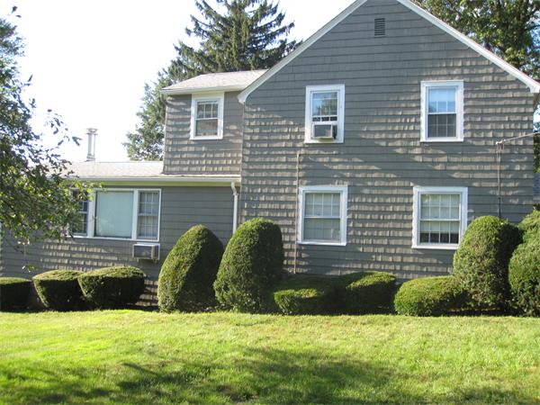 50 Abbott Street Springfield, MA 01118 - Photo 5 of 16 Gallery Image 5