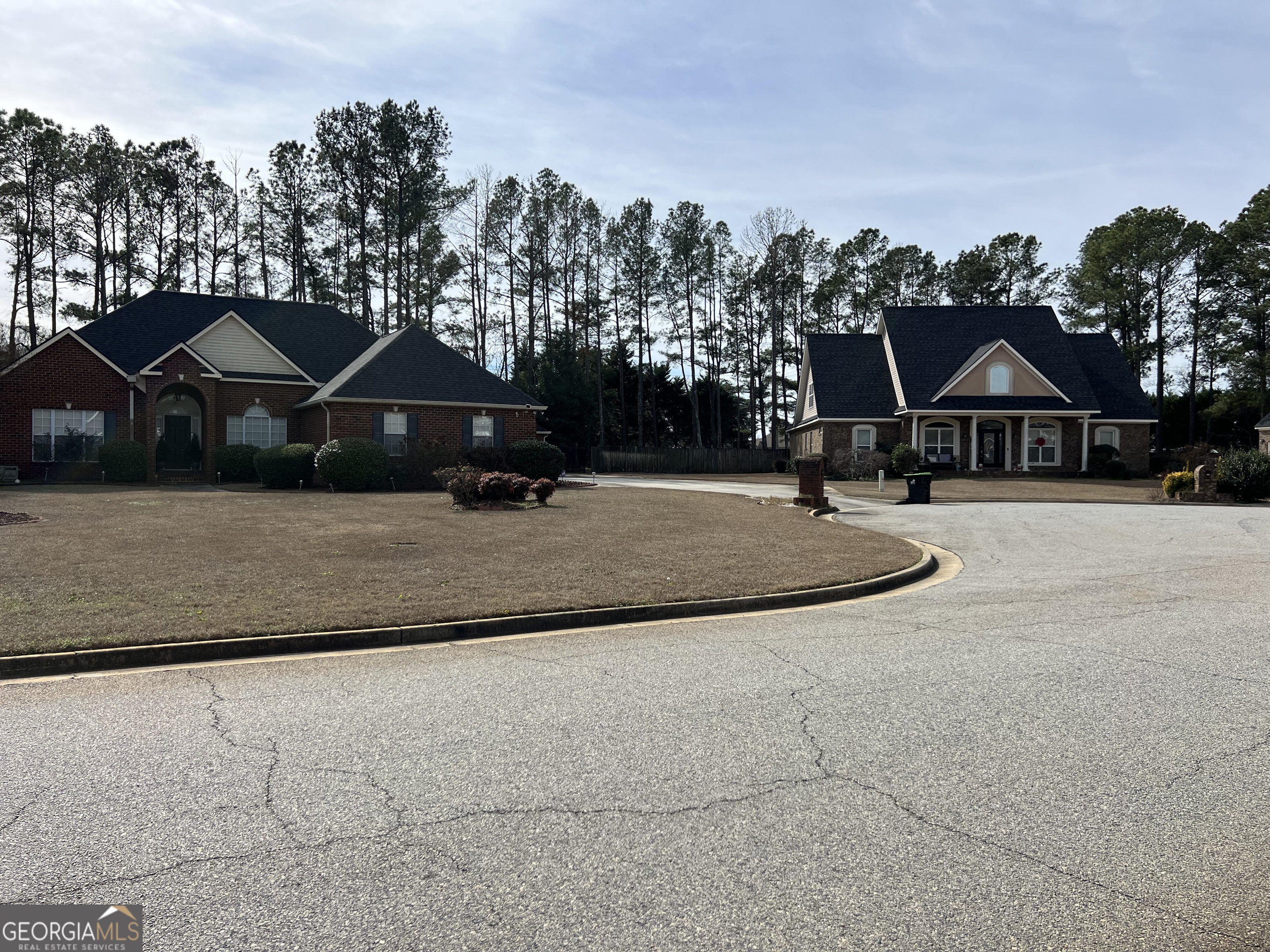 111 Ellice Court Warner Robins, GA 31088 - Photo 2 of 25