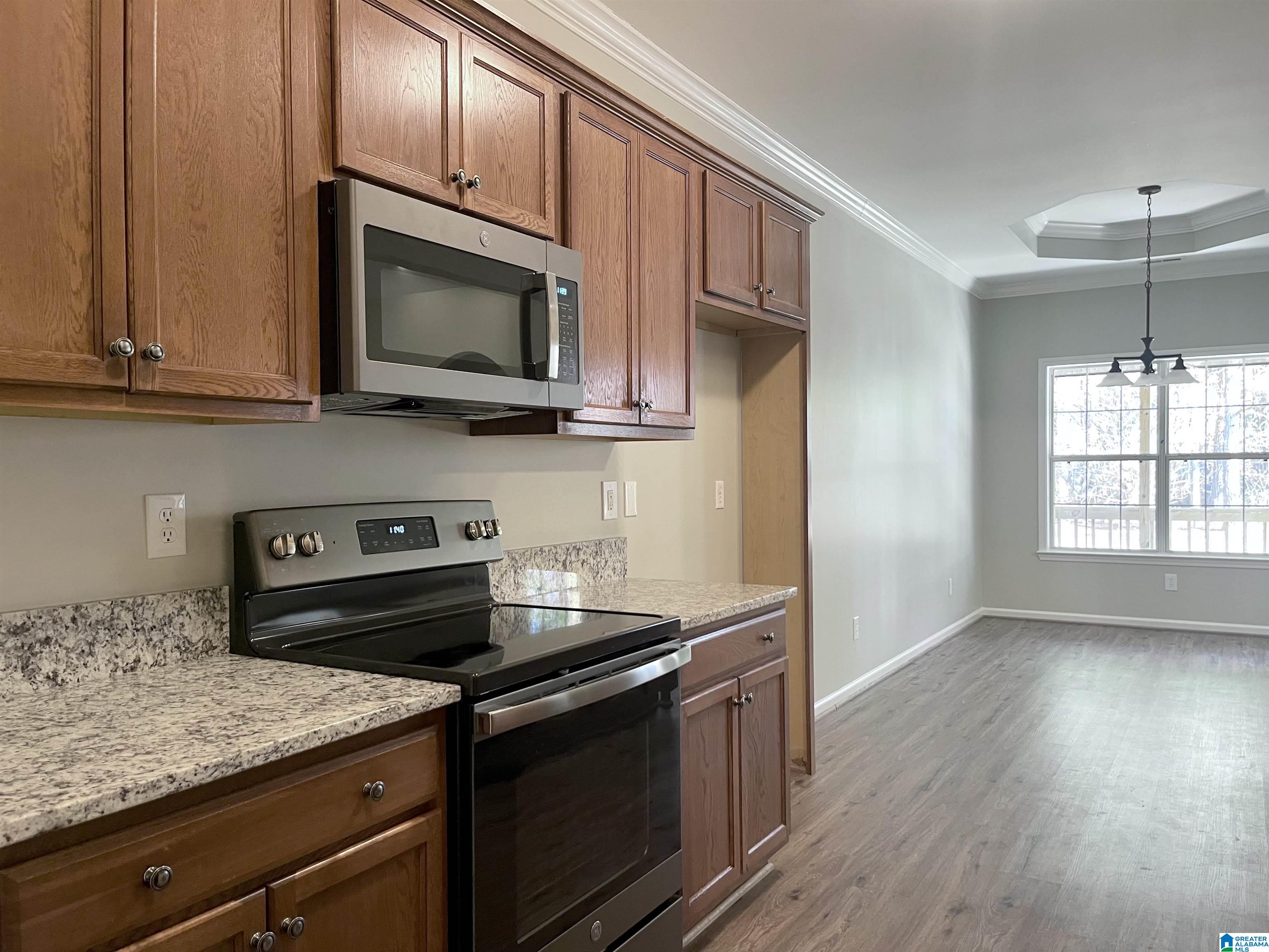 1072 Kerry Drive Calera, AL 35040 - Photo 3 of 26