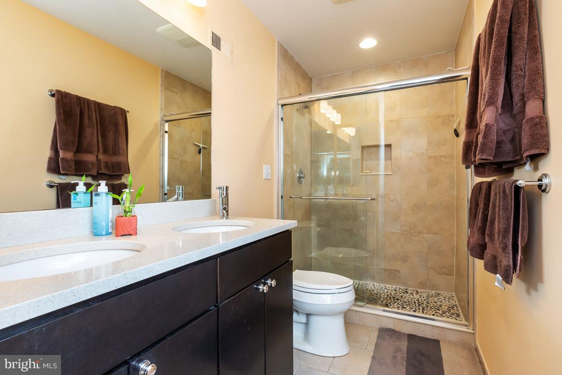 6744 Hillandale Road, Unit 4 Chevy Chase, MD 20815 - Photo 29 of 42 Gallery Image 29