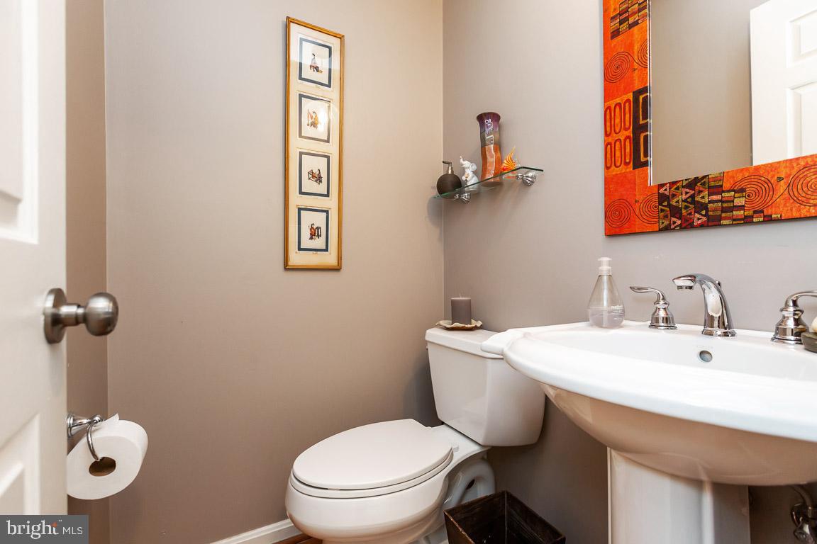 6744 Hillandale Road, Unit 4 Chevy Chase, MD 20815 - Photo 10 of 42 Gallery Image 10