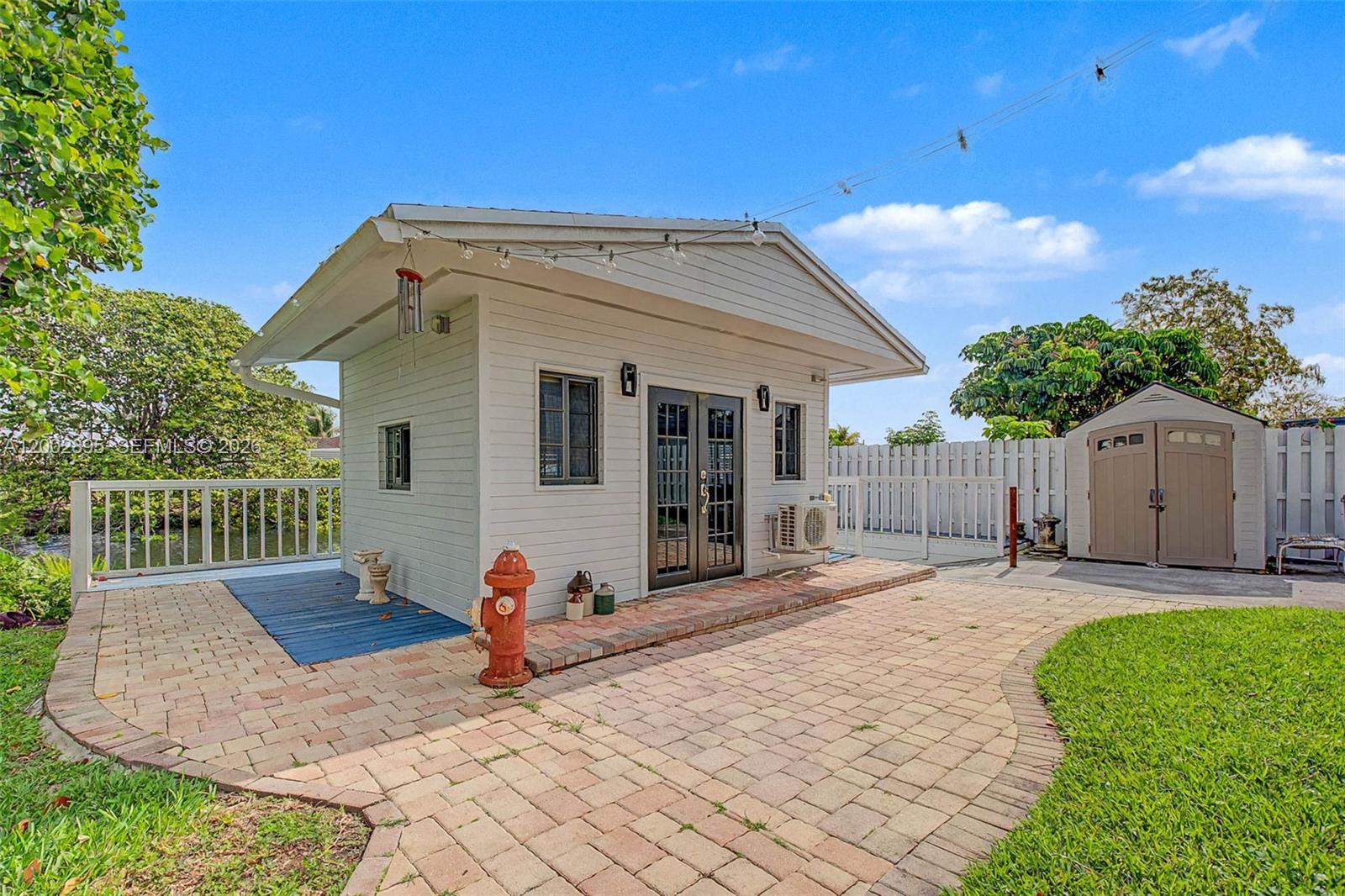 10841 Southwest 68th Drive Miami, FL 33173 - Photo 22 of 24