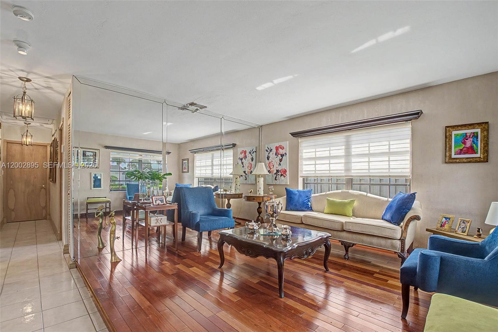 10841 Southwest 68th Drive Miami, FL 33173 - Photo 4 of 24