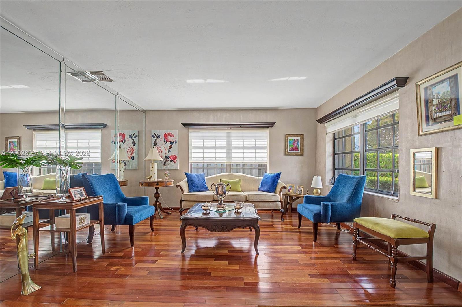 10841 Southwest 68th Drive Miami, FL 33173 - Photo 5 of 24