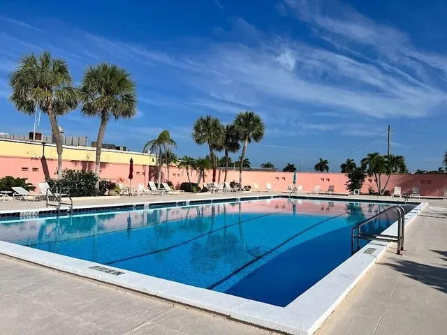 $2,700 | 323 Leeward Lane, Unit 204, Fort Pierce, FL 34949