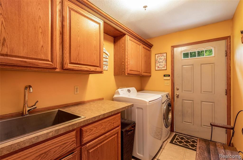 13034 Capernall Road Carleton, MI 48117 - Photo 14 of 44