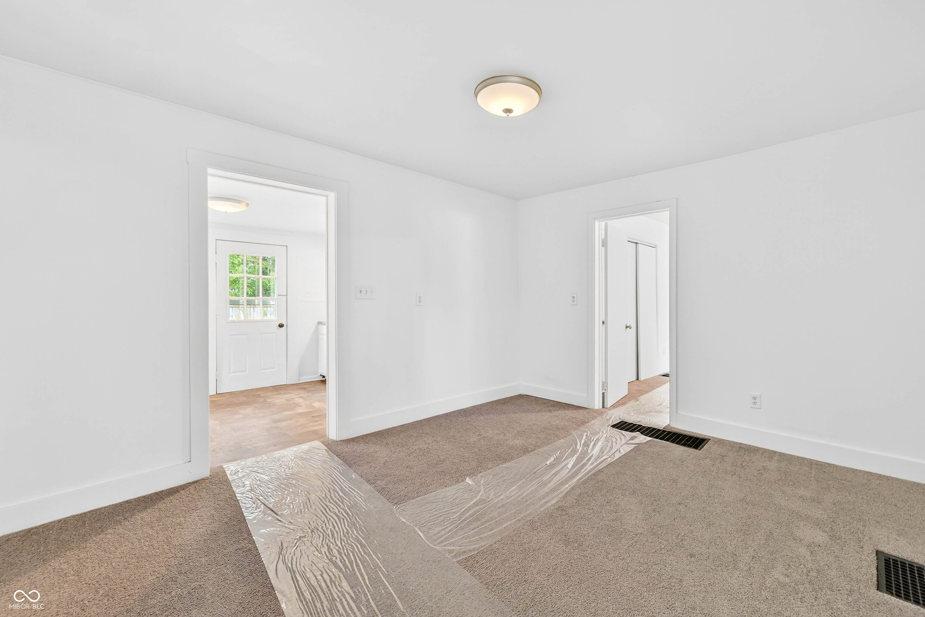 2212 Mapleton Court Columbus, IN 47201 - Photo 15 of 38