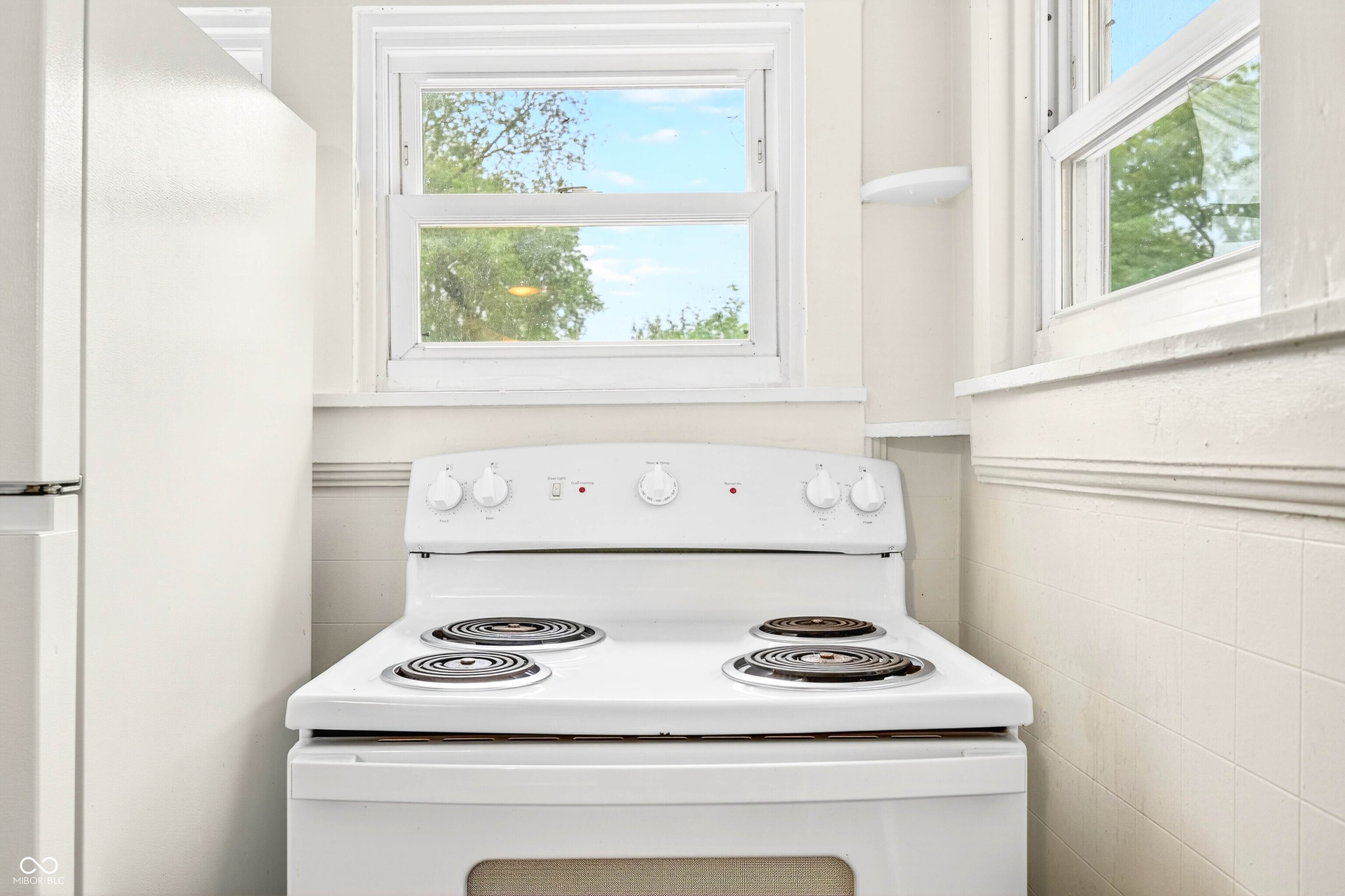 2212 Mapleton Court Columbus, IN 47201 - Photo 20 of 38