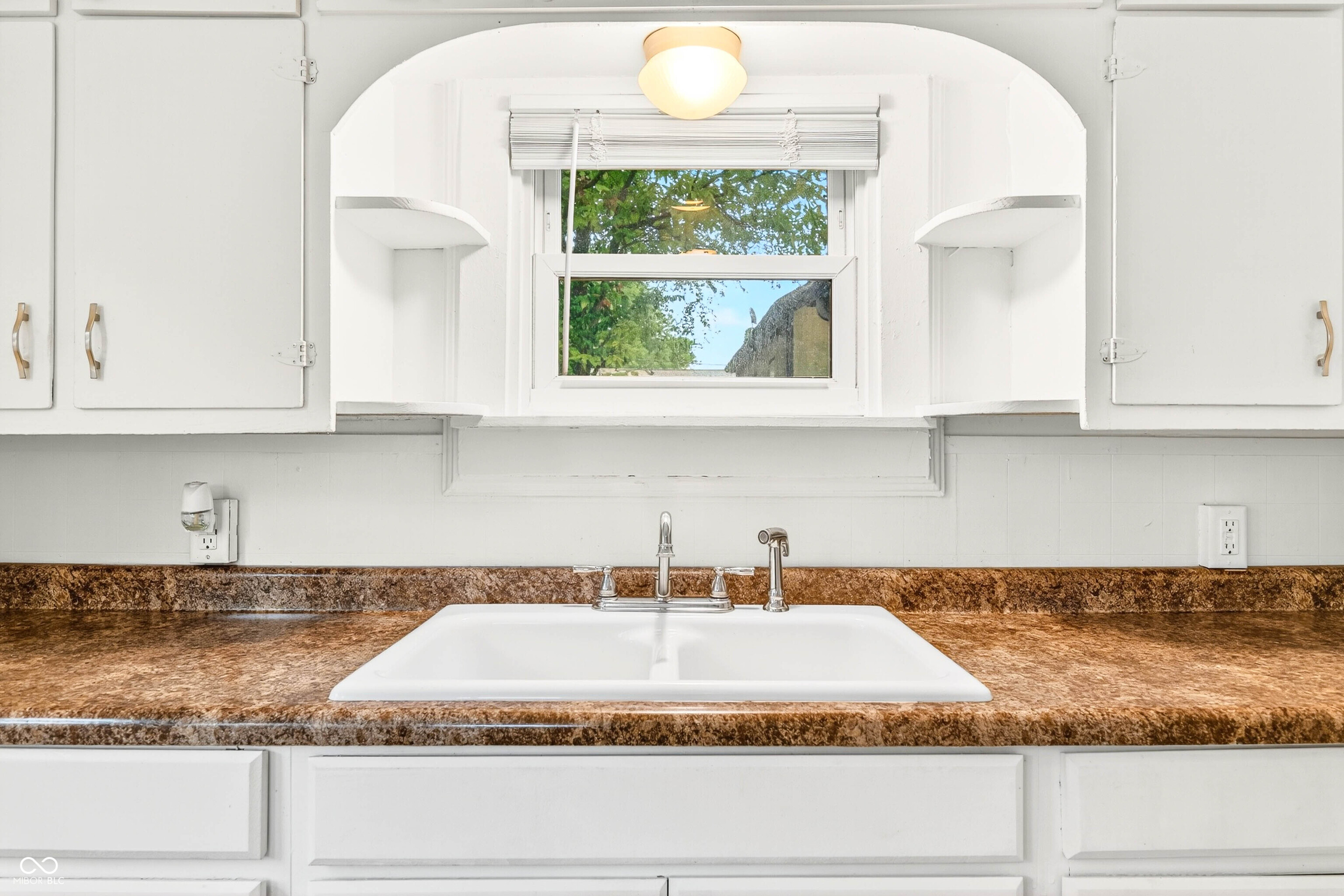 2212 Mapleton Court Columbus, IN 47201 - Photo 21 of 38