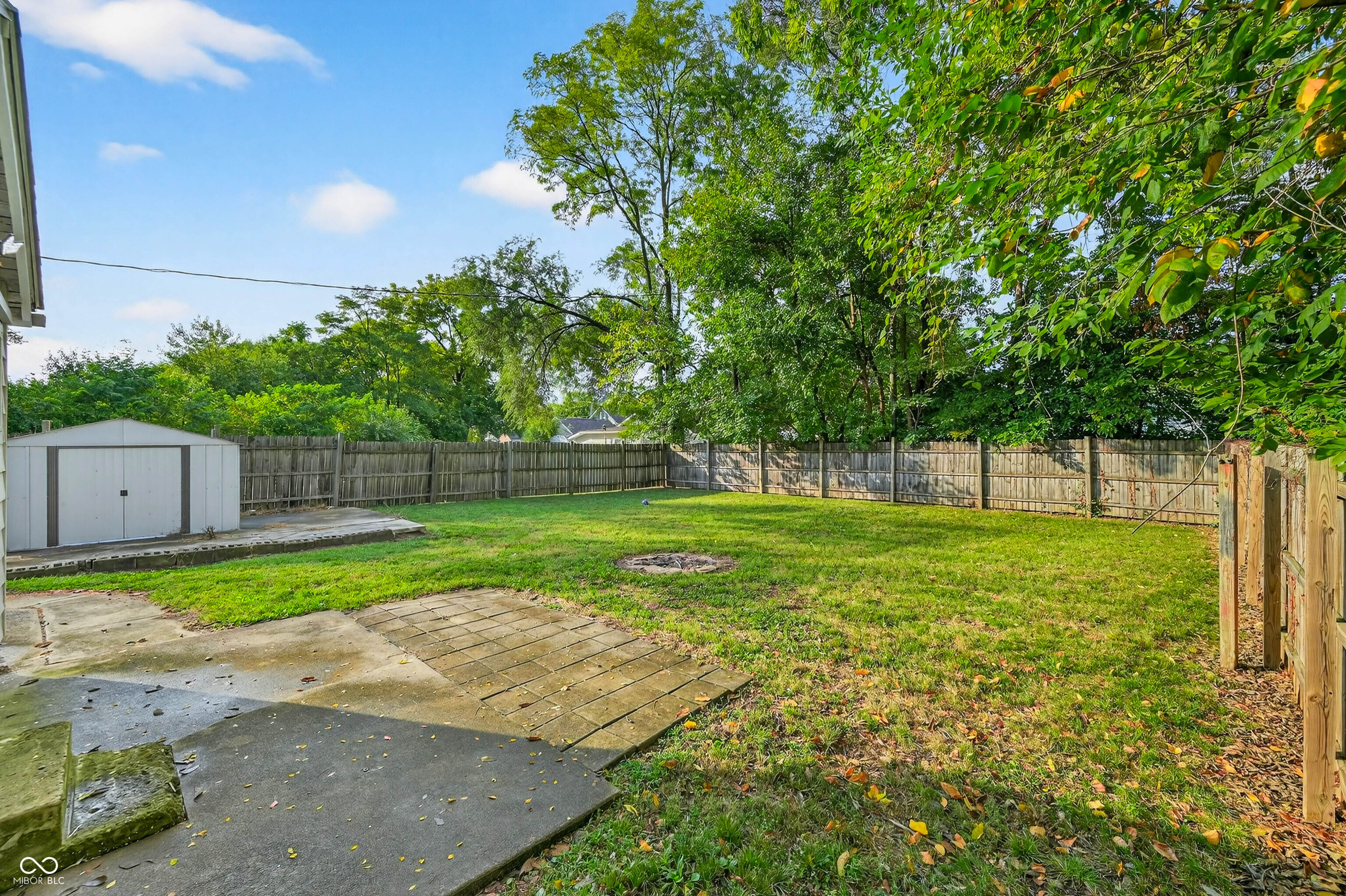2212 Mapleton Court Columbus, IN 47201 - Photo 33 of 38
