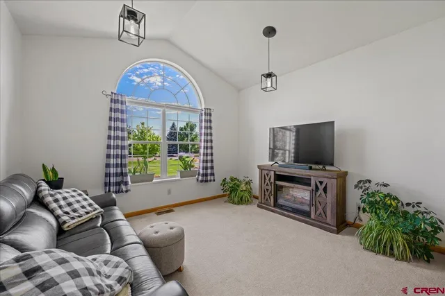 $875,000 | 68053 Tumbleweed Road, Montrose, CO 81403