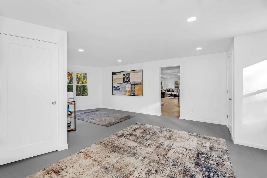 5111 Colonial Drive Golden Valley, MN 55416 - Photo 2 of 22