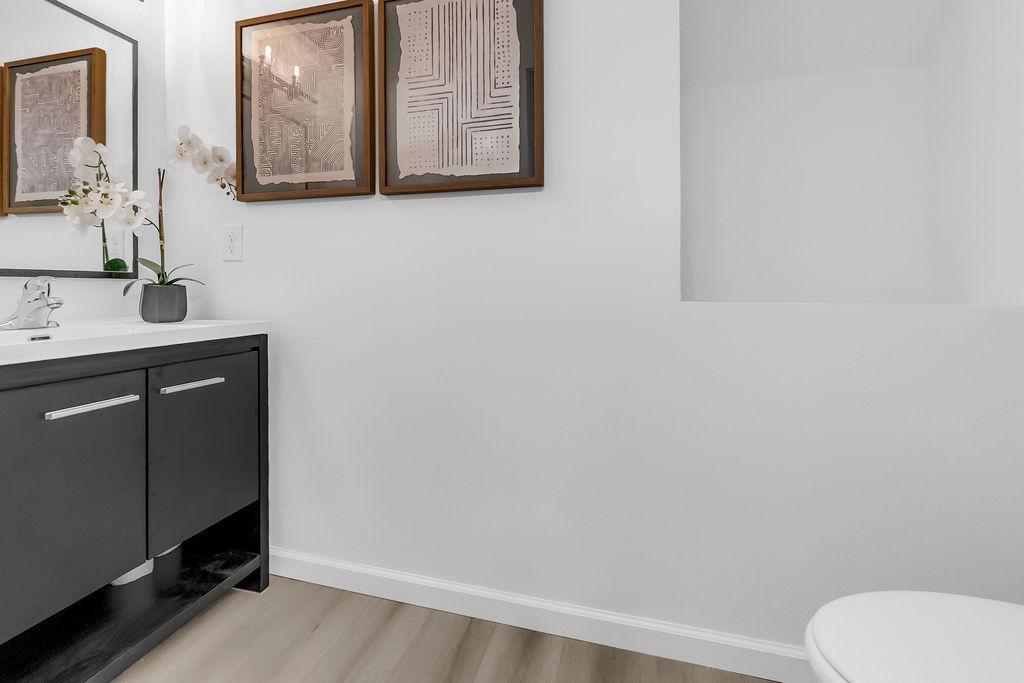 5111 Colonial Drive Golden Valley, MN 55416 - Photo 9 of 22