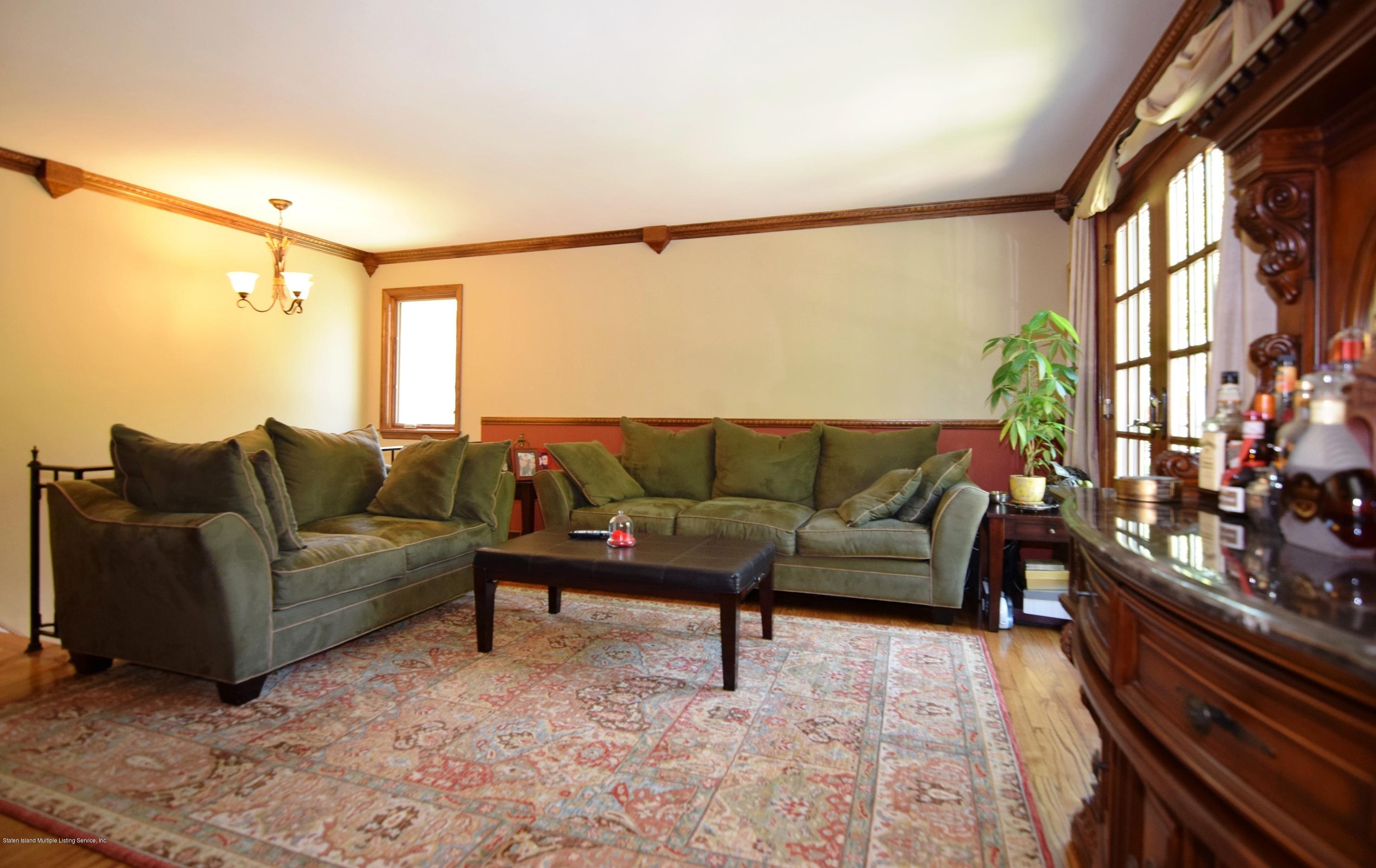 78 Dent Road Staten Island, NY 10308 - Photo 13 of 32 (13) Living Room