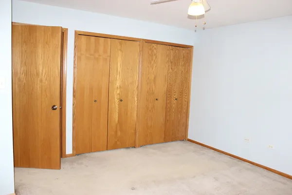 $369,900 | 4432 West 143rd Street, Crestwood, IL 60418