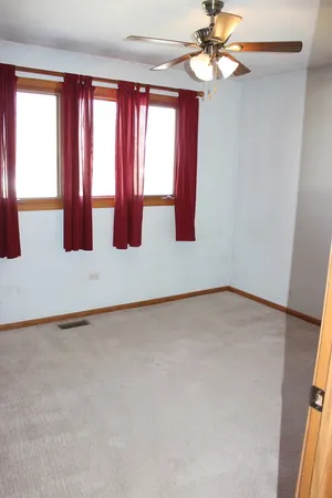 $369,900 | 4432 West 143rd Street, Crestwood, IL 60418