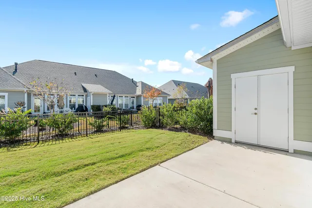 $2,900 | 3839 Berkeley Court, Southport, NC 28461