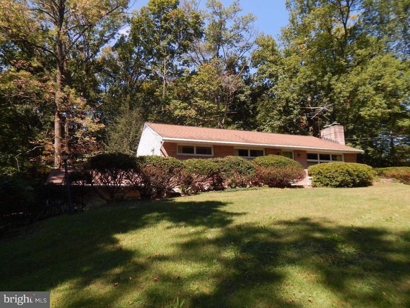 1563 County Line Road Gilbertsville, PA 19525 - Photo 3 of 20 Gallery Image 3