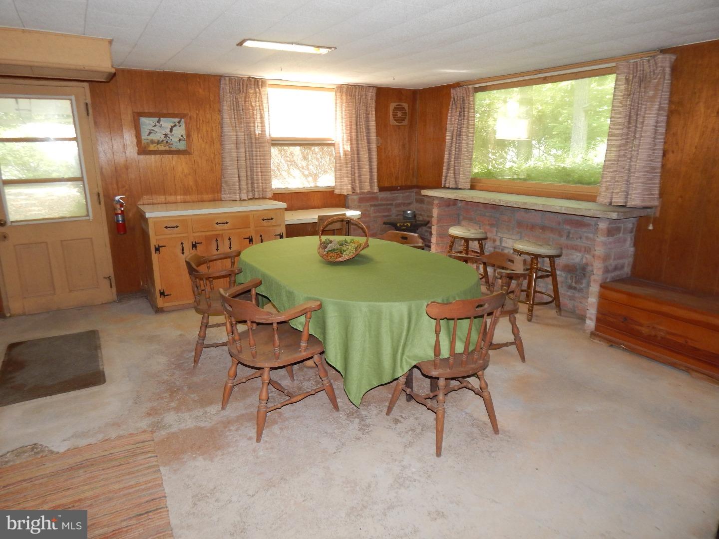 1563 County Line Road Gilbertsville, PA 19525 - Photo 7 of 20 Gallery Image 7