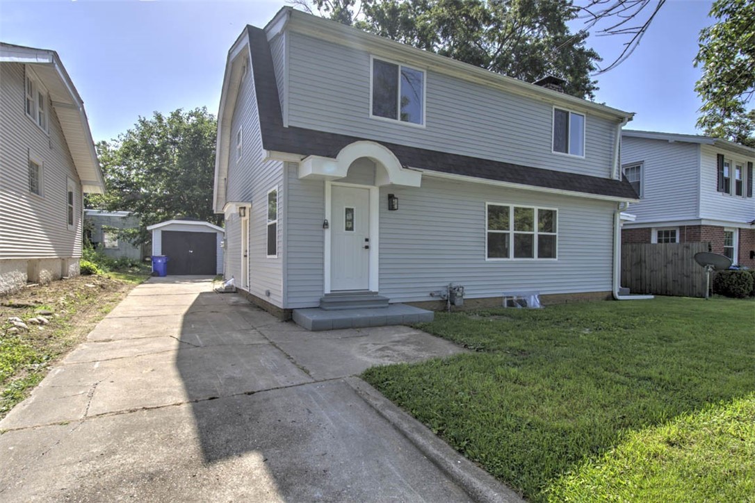 214 South Linden Avenue Decatur, IL 62522 - Photo 2 of 22