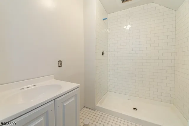 $3,300 | 382 Howard Boulevard, Mount Arlington, NJ 07856