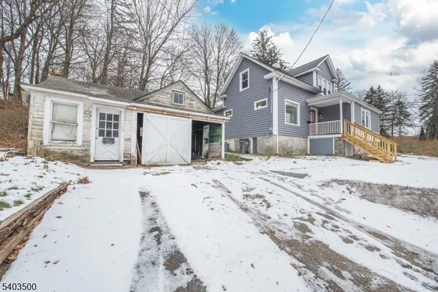 $3,300 | 382 Howard Boulevard, Mount Arlington, NJ 07856