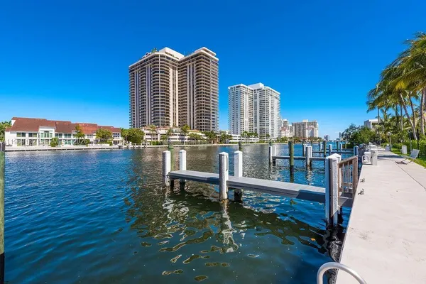 $13,900 | Sunny Isles Beach, Sunny Isles Beach, FL 33160
