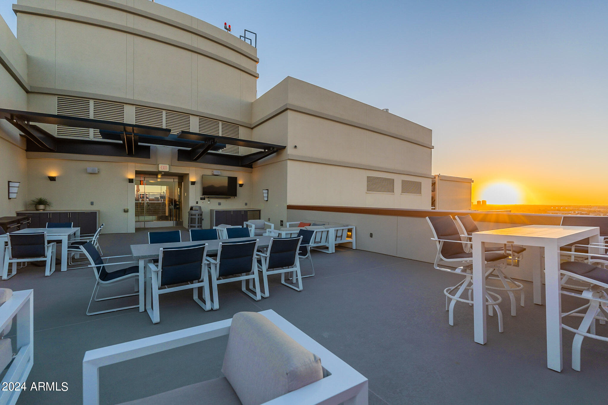 2211 East Camelback Road, Unit 907 Phoenix, AZ 85016 - Photo 120 of 128 ListerPros-64