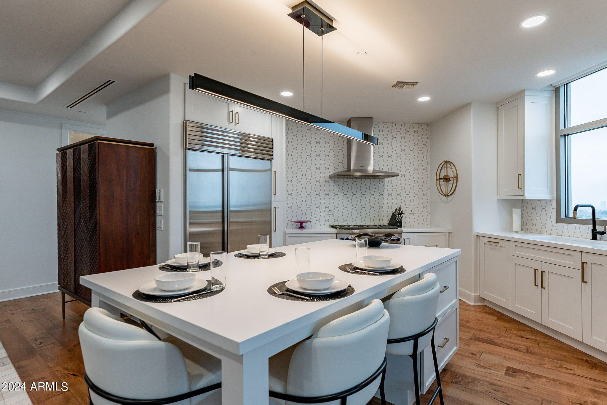 2211 East Camelback Road, Unit 907 Phoenix, AZ 85016 - Photo 7 of 128 27-web-or-mls-Camelback - HD-16