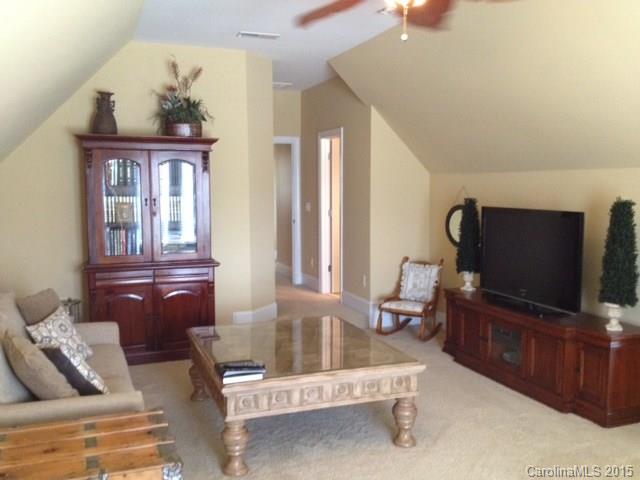 11612 Wheat Ridge Road Charlotte, NC 28277 - Photo 14 of 23 Gallery Image 14