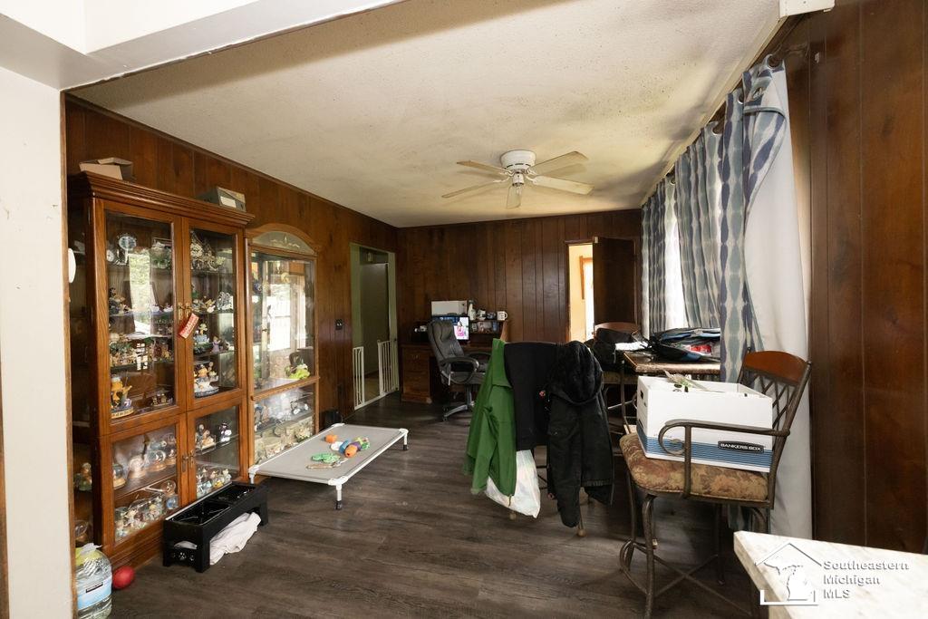 6200 Jackman Road Temperance, MI 48182 - Photo 32 of 40 50178100-1e4fc299-e5d7-4163-8901-1adebcd0bcf5.JPG