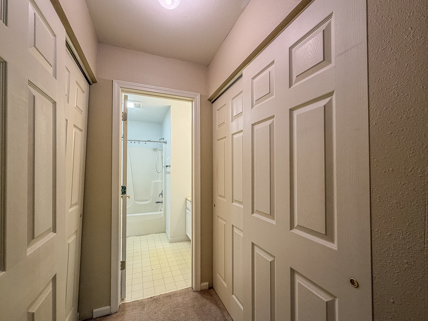 2404 Windward Boulevard, Unit 201 Champaign, IL 61821 - Photo 15 of 25