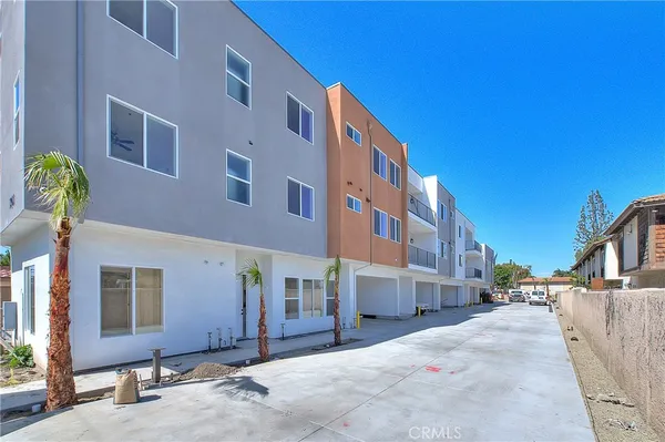 $2,900 | 7341 9th Street, Unit 5, Buena Park, CA 90621