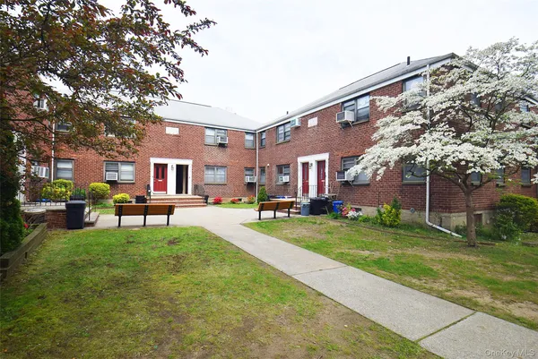 $210,000 | 163-49 Willets Point Boulevard, Unit #5167 | Clearview