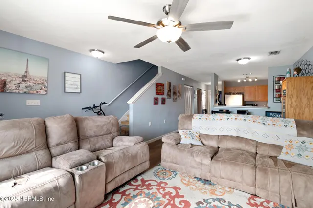 $309,000 | 113 Oceangate Drive, Atlantic Beach, FL 32233