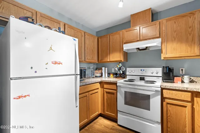 $309,000 | 113 Oceangate Drive, Atlantic Beach, FL 32233