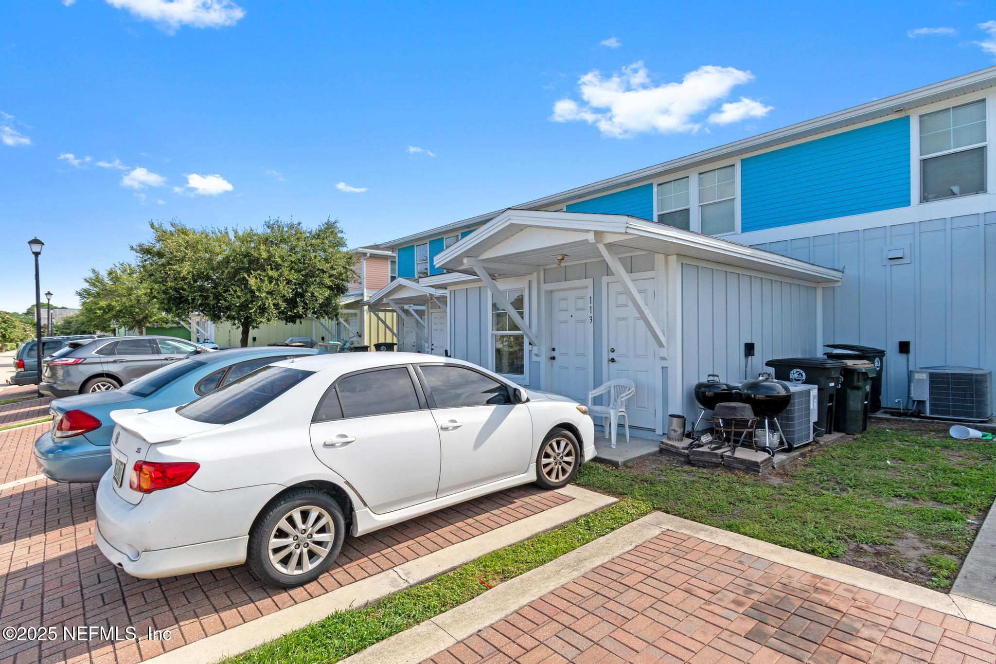 113 Oceangate Drive Atlantic Beach, FL 32233 - Photo 26 of 27 DSC_0025