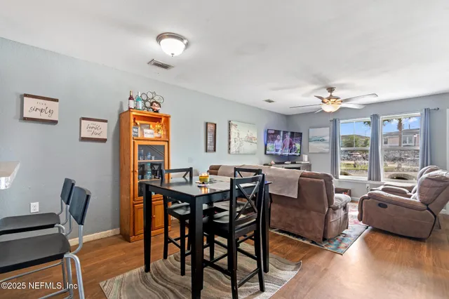 $309,000 | 113 Oceangate Drive, Atlantic Beach, FL 32233