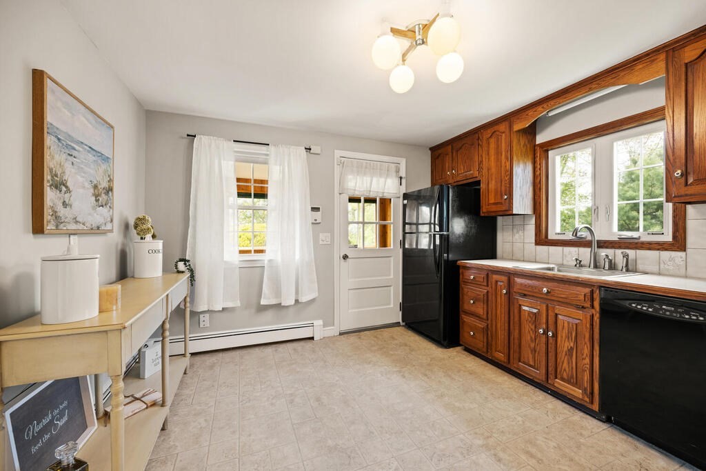 25 Eugene Road Burlington, MA 01803 - Photo 16 of 33 Gallery Image 16