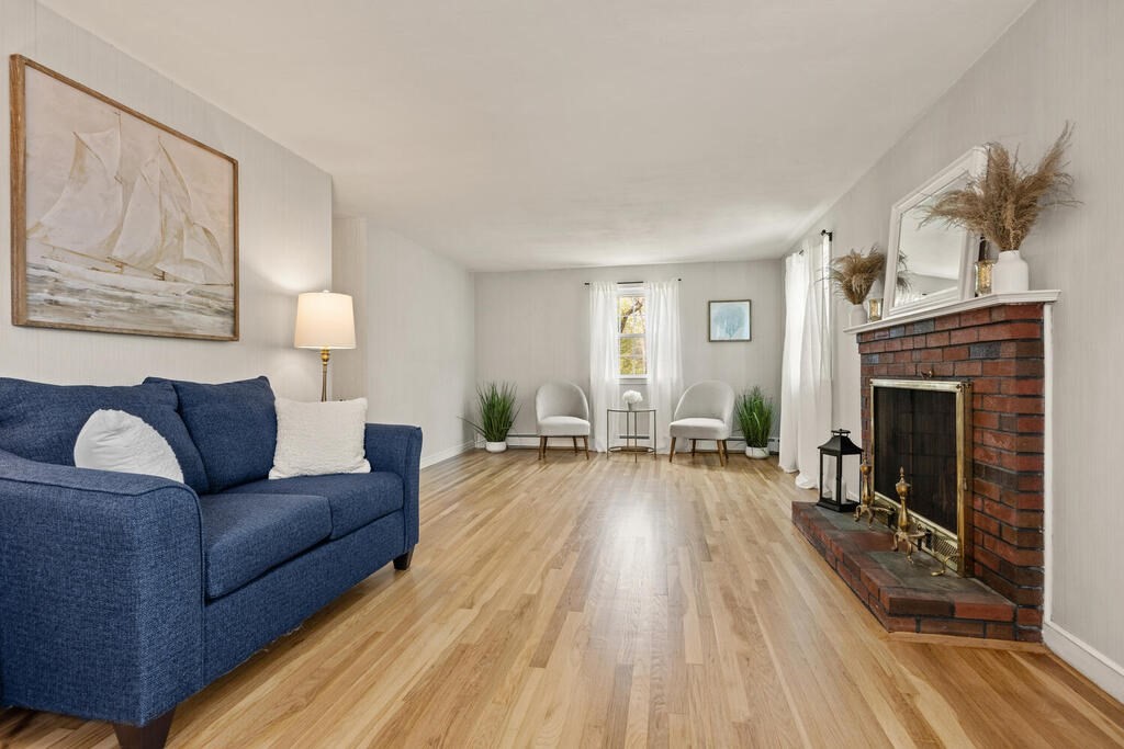 25 Eugene Road Burlington, MA 01803 - Photo 4 of 33 Gallery Image 4
