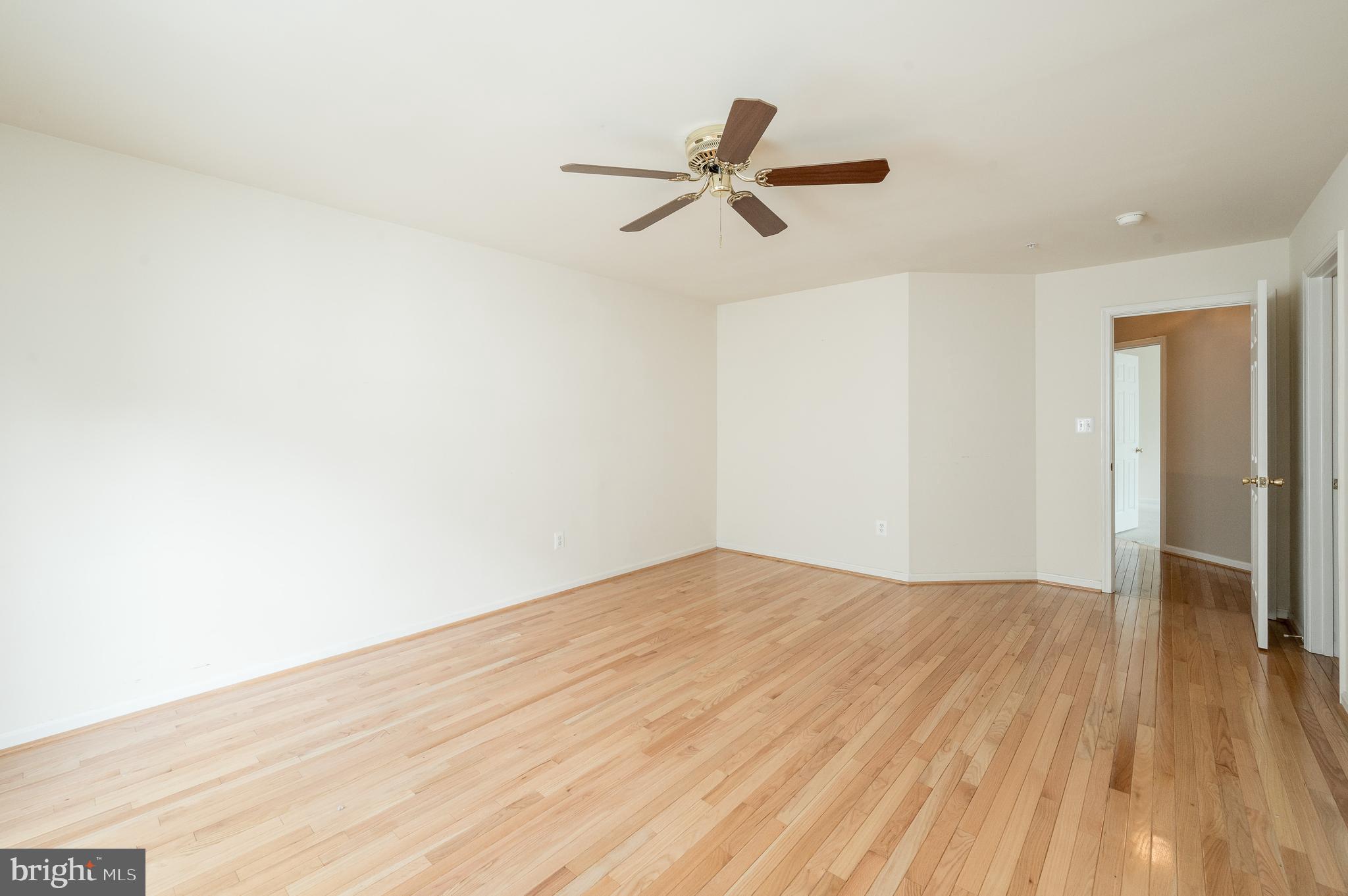 9011 Fox Park Road Clinton, MD 20735 - Photo 13 of 25 Master Bedroom alternate view
