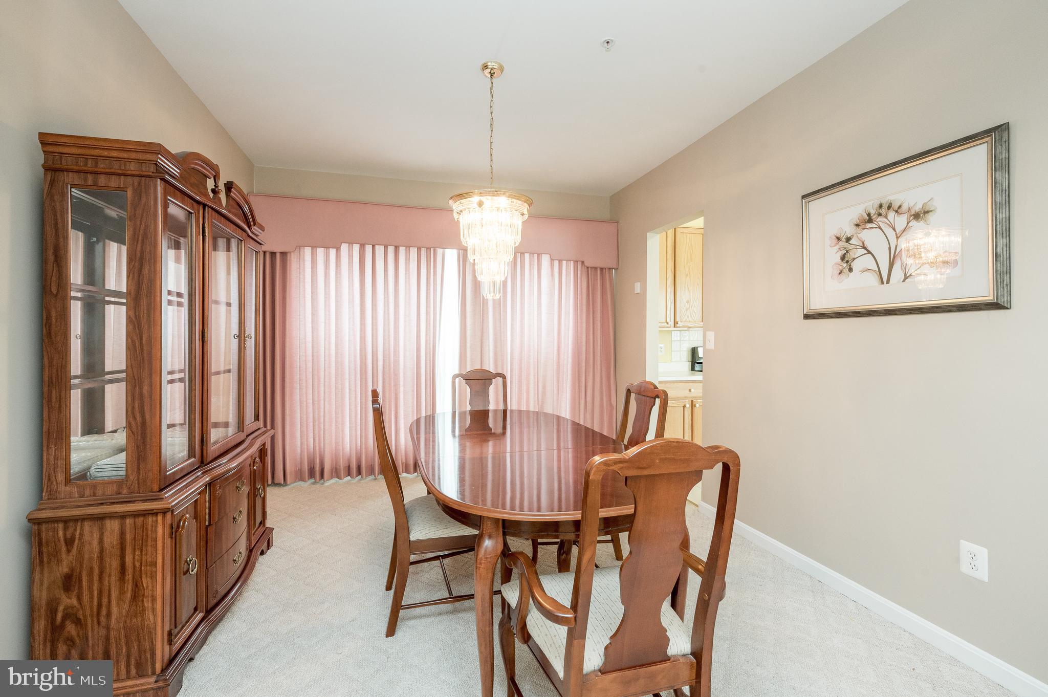 9011 Fox Park Road Clinton, MD 20735 - Photo 7 of 25 Dining Room alternate view