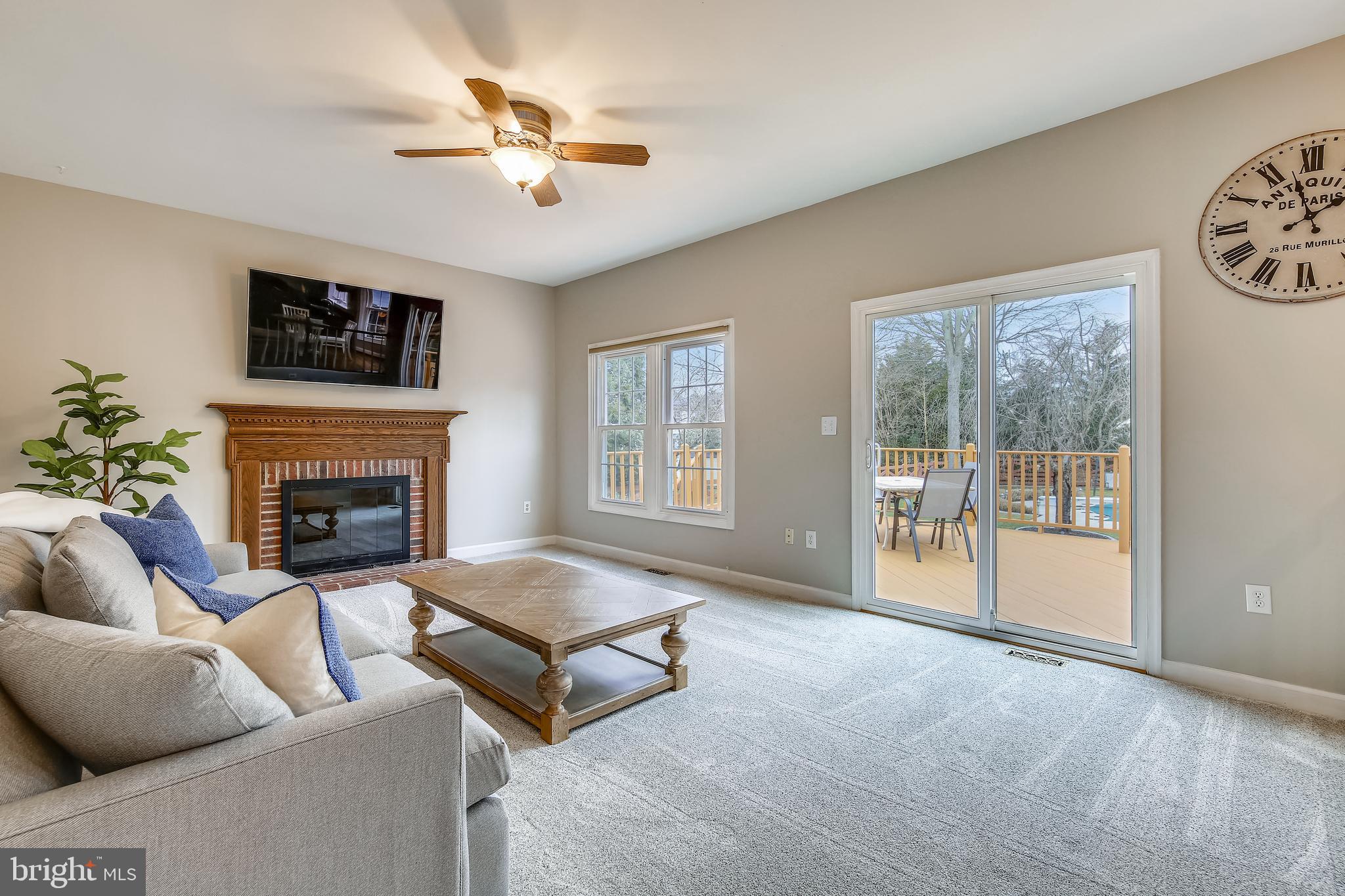 17024 Spates Hill Road Poolesville, MD 20837 - Photo 9 of 83 HUGE Family Room overlooking the EXPANDED DECKING!